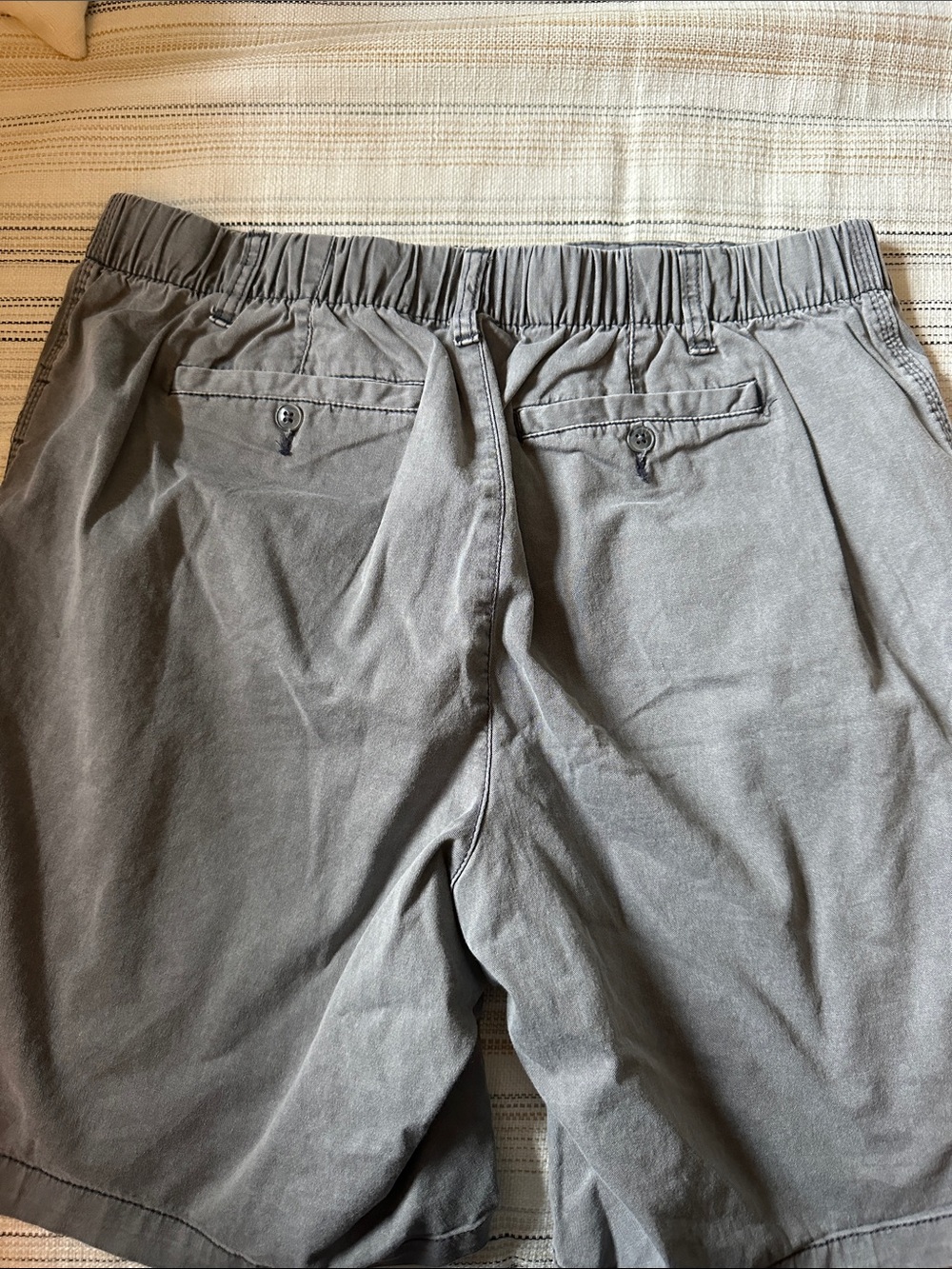 Old Navy..Set of 4 Casual Elastic-Waist Shorts in Black, Navy, Gray, and Khaki - Picture 13 of 14